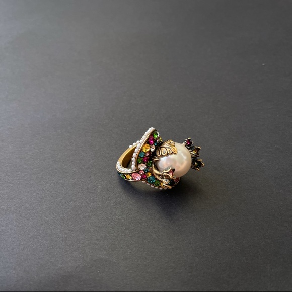 NEW GUCCI RING PEARL CRYSTAL EMBELLISHED Flower - Picture 6 of 12
